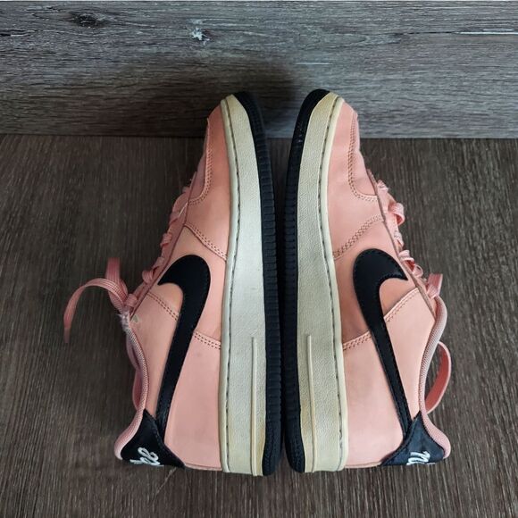 Nike Air Force 1 Low Valentine's Day Bleached Coral 5Y - Picture 7 of 10